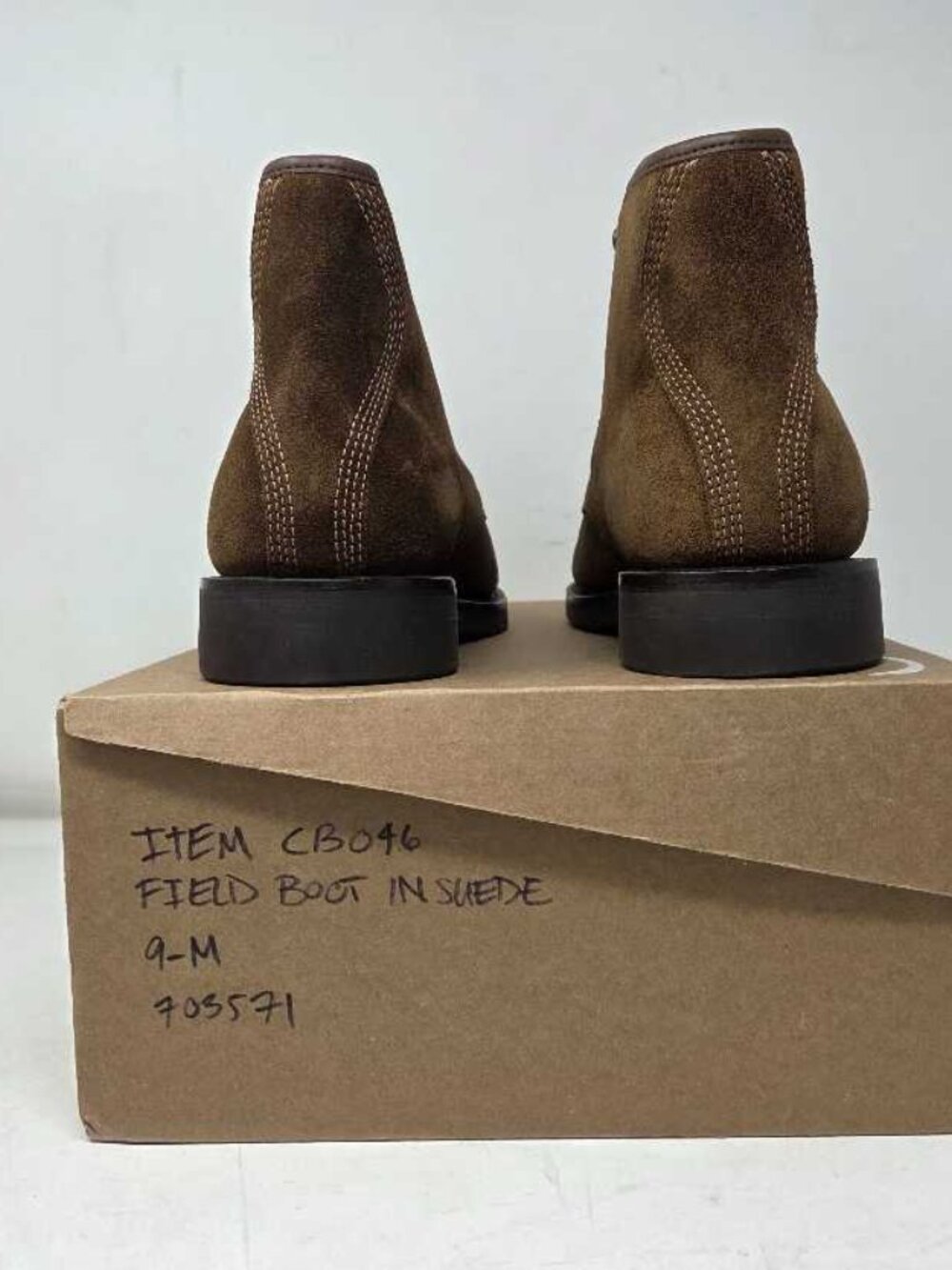 New 9 J.Crew Field boots in suede / Snuff brown - Picture 2 of 10